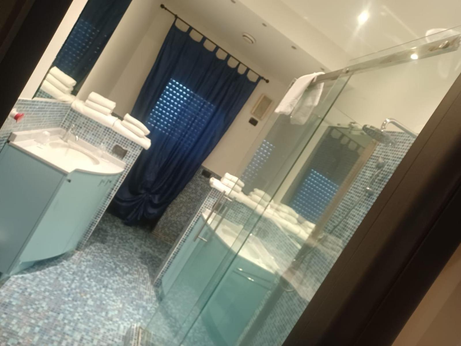 Residence Taverna ピアチェンツァ エクステリア 写真